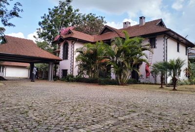 4 Bed House with En Suite in Gigiri - 2