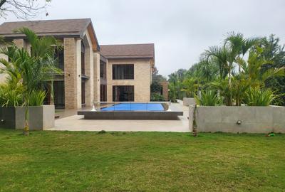 4 Bed House with En Suite in Runda