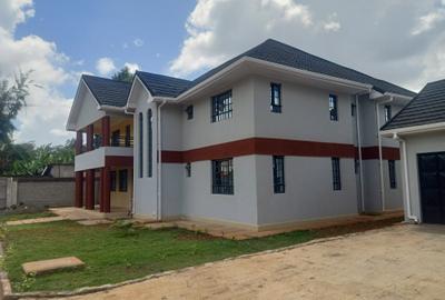 4 Bed Townhouse with En Suite at Garden Estate - 3