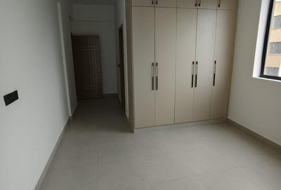 3 Bed Apartment with En Suite in Brookside - 3