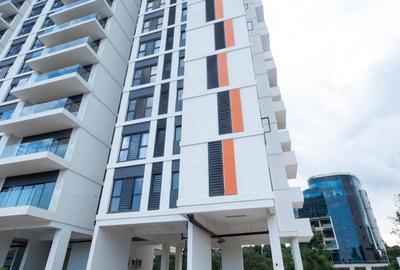 Serviced 3 Bed Apartment with En Suite in Riverside