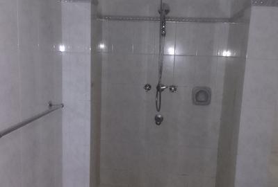 5 Bed Townhouse with En Suite in Riverside - 4