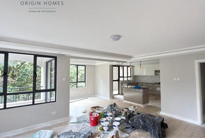 3 Bed Apartment with En Suite at Lavington - 2