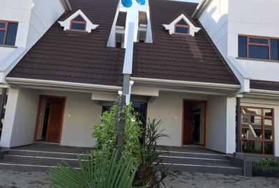 5 Bed Villa with En Suite at Varsity Ville - 2
