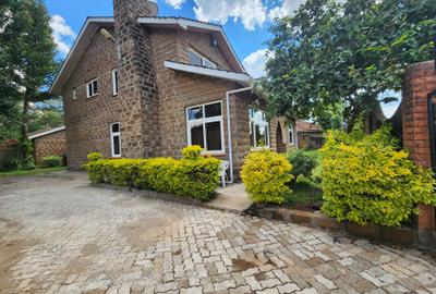 4 Bed Villa with Staff Quarters at 1
