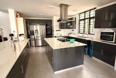 4 Bed Townhouse with En Suite in Spring Valley - 4