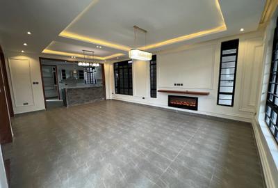 4 Bed House with En Suite at Membley - 2