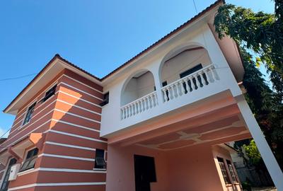 4 Bed Villa with En Suite at Custom Nyali