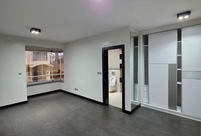 3 Bed Apartment with En Suite at Lavington-Riverside Drive - 4