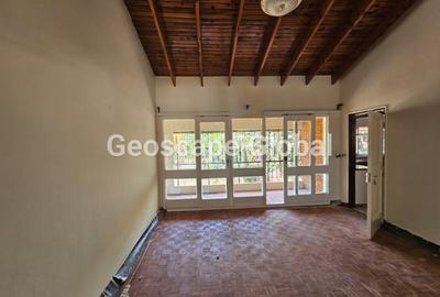 4 Bed House with En Suite in Runda - 4