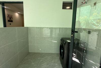 1 Bed Apartment with Swimming Pool in Lavington - 4