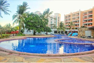 3 Bed Apartment with En Suite in Nyali Area - 2