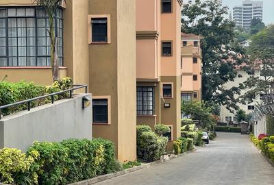 2 Bed Apartment with En Suite at Riverside Drive