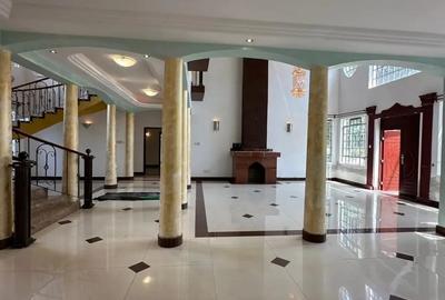 6 Bed Villa with En Suite in Nyari - 4