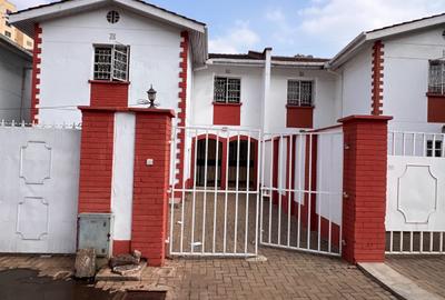 4 Bed Townhouse with En Suite in Lavington