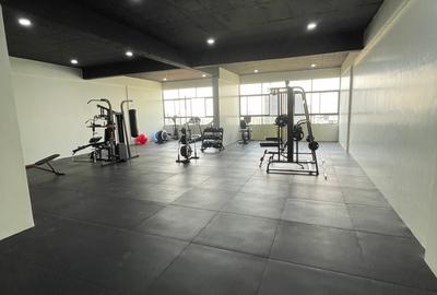 4 Bed Apartment with En Suite in Westlands Area - 2