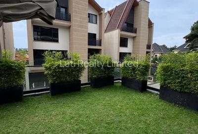 4 Bed Townhouse with En Suite in Lavington - 2