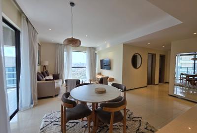 2 Bed Apartment with En Suite at Lantana Road - 3
