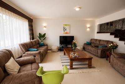 4 Bed Townhouse with En Suite at Grevillea Grove - 2
