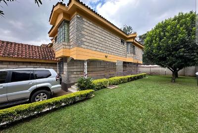 4 Bed Townhouse with En Suite in Lavington - 4