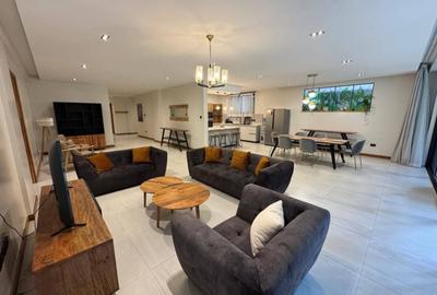 Furnished 4 Bed Apartment with En Suite in Spring Valley - 2