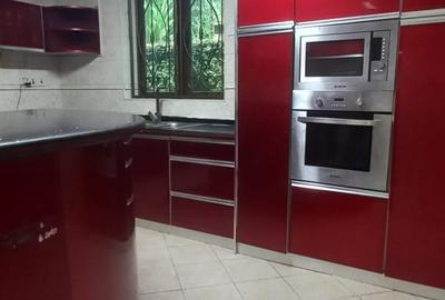 5 Bed Townhouse with En Suite in Kileleshwa - 4