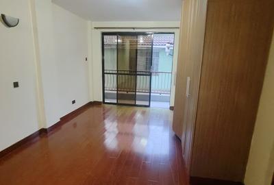 3 Bed Apartment with En Suite in Westlands Area - 2