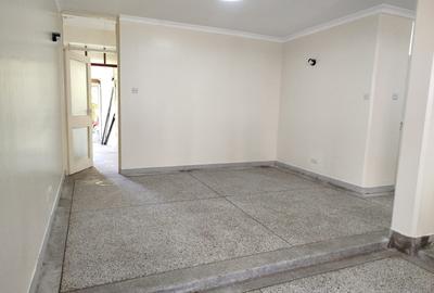 3 Bed Townhouse with En Suite in Kileleshwa - 4