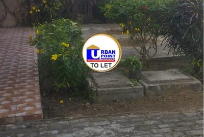 2 Bed House with En Suite at Kiembeni - 2