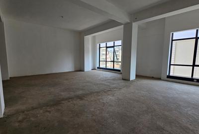 2,000 ft² Commercial Property with Backup Generator at Chaka Road - 4