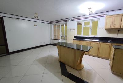 2 Bed Apartment with En Suite in Westlands Area - 4