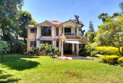 5 Bed Townhouse with En Suite in Nyari - 2