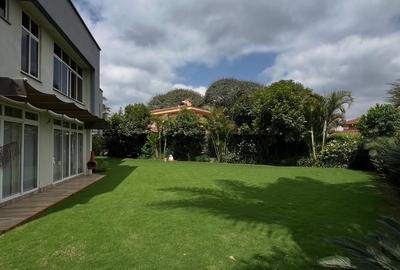 2 Bed House with En Suite in Runda - 2