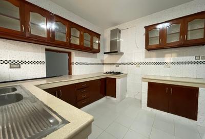 Serviced 3 Bed Apartment with En Suite in Nyali Area - 3