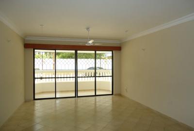 3 Bed Apartment with En Suite at Jamuhuri Road - 2