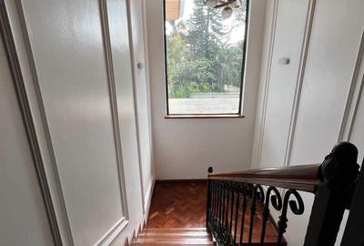 4 Bed Townhouse with En Suite in Ridgeways - 3