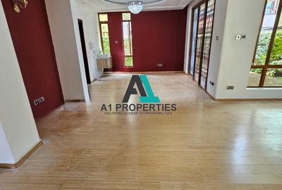 5 Bed Townhouse with En Suite in Lavington - 4