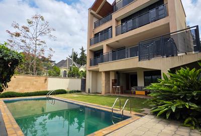 5 Bed Townhouse with En Suite in Lavington - 2