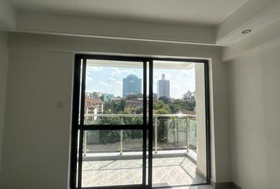 3 Bed Apartment with En Suite in Westlands Area - 3