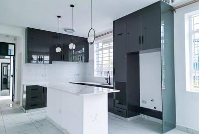3 Bed House with En Suite at Kenyatta Road - 4