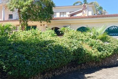 4 Bed Villa with En Suite at Kuruwitu - 3
