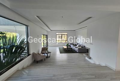5 Bed House with En Suite in Karen - 4