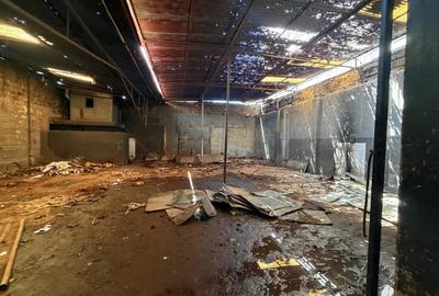 Warehouse with Fibre Internet in Industrial Area - 3