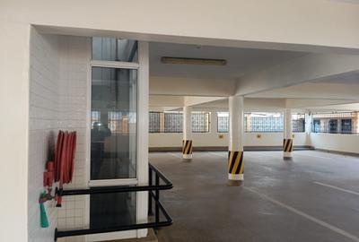 15,000 ft² Office with Service Charge Included in Riverside - 4