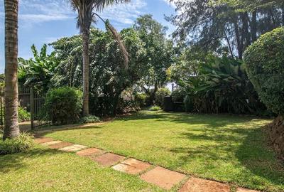 5 Bed House with En Suite in Loresho - 3