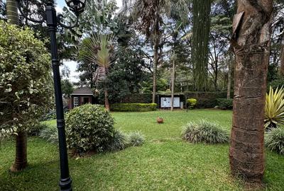 6 Bed House with En Suite in Nyari - 4