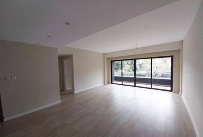 2 Bed Apartment with Swimming Pool in Riverside - 4