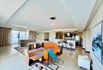 Furnished 3 Bed Apartment with En Suite in Riverside