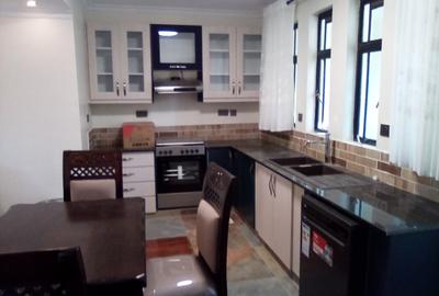 Serviced 1 Bed Apartment with En Suite at Convent Drive - 2