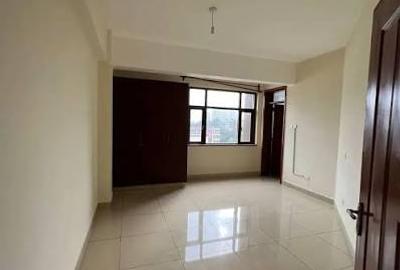 3 Bed Apartment with En Suite in Westlands Area - 3